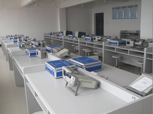 電子電工實(shí)訓(xùn)中心實(shí)訓(xùn)室簡介-咸陽職業(yè)技術(shù)學(xué)院