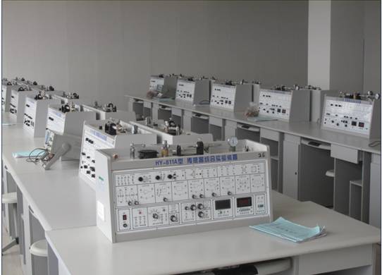 電子電工實(shí)訓(xùn)中心實(shí)訓(xùn)室簡介-咸陽職業(yè)技術(shù)學(xué)院