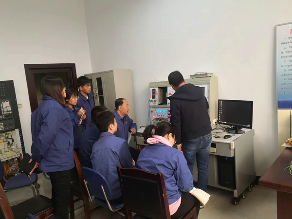 plc培訓(xùn)現(xiàn)場(chǎng)