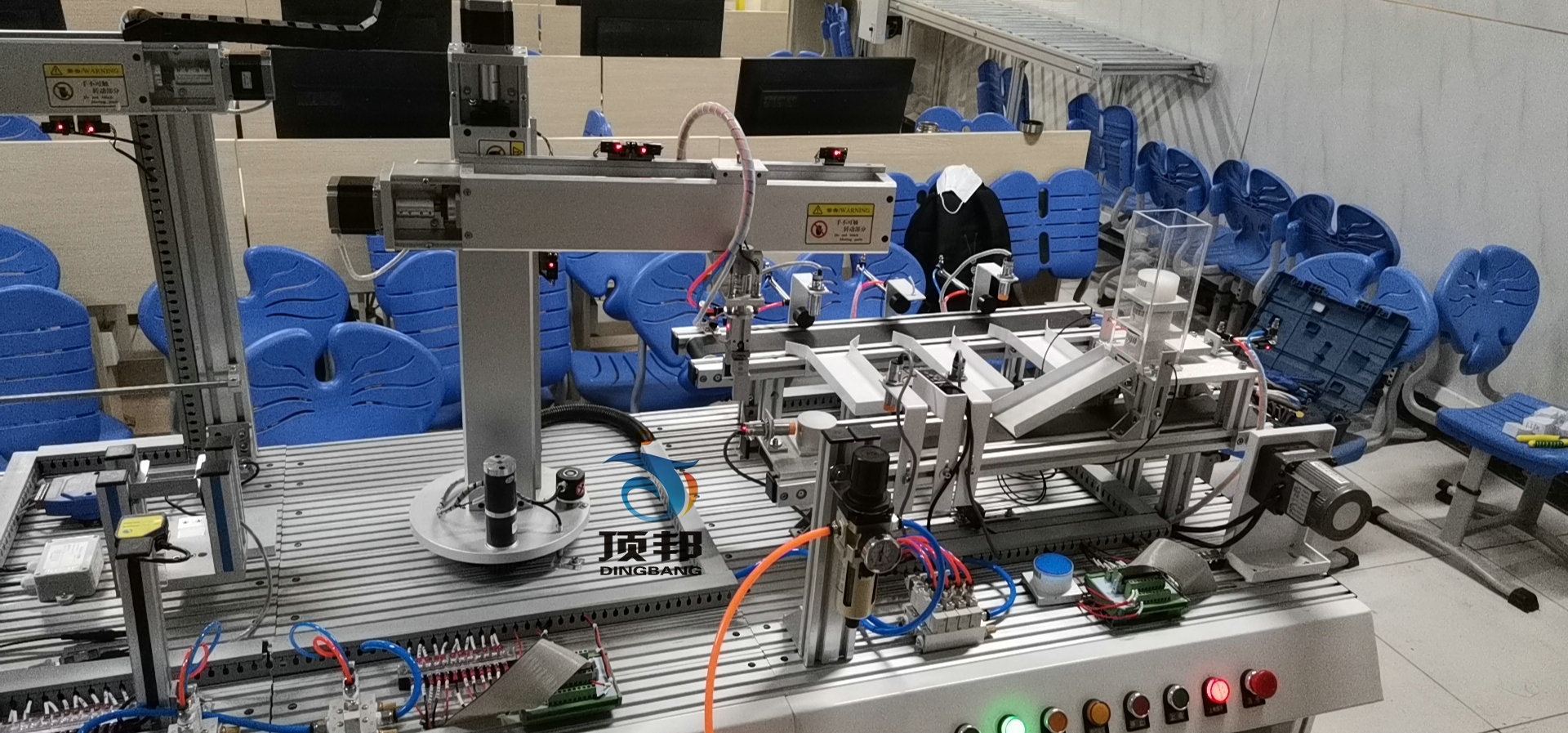 �F(xi��n)�������}���Ԅӻ����ϵ�y(t��ng)