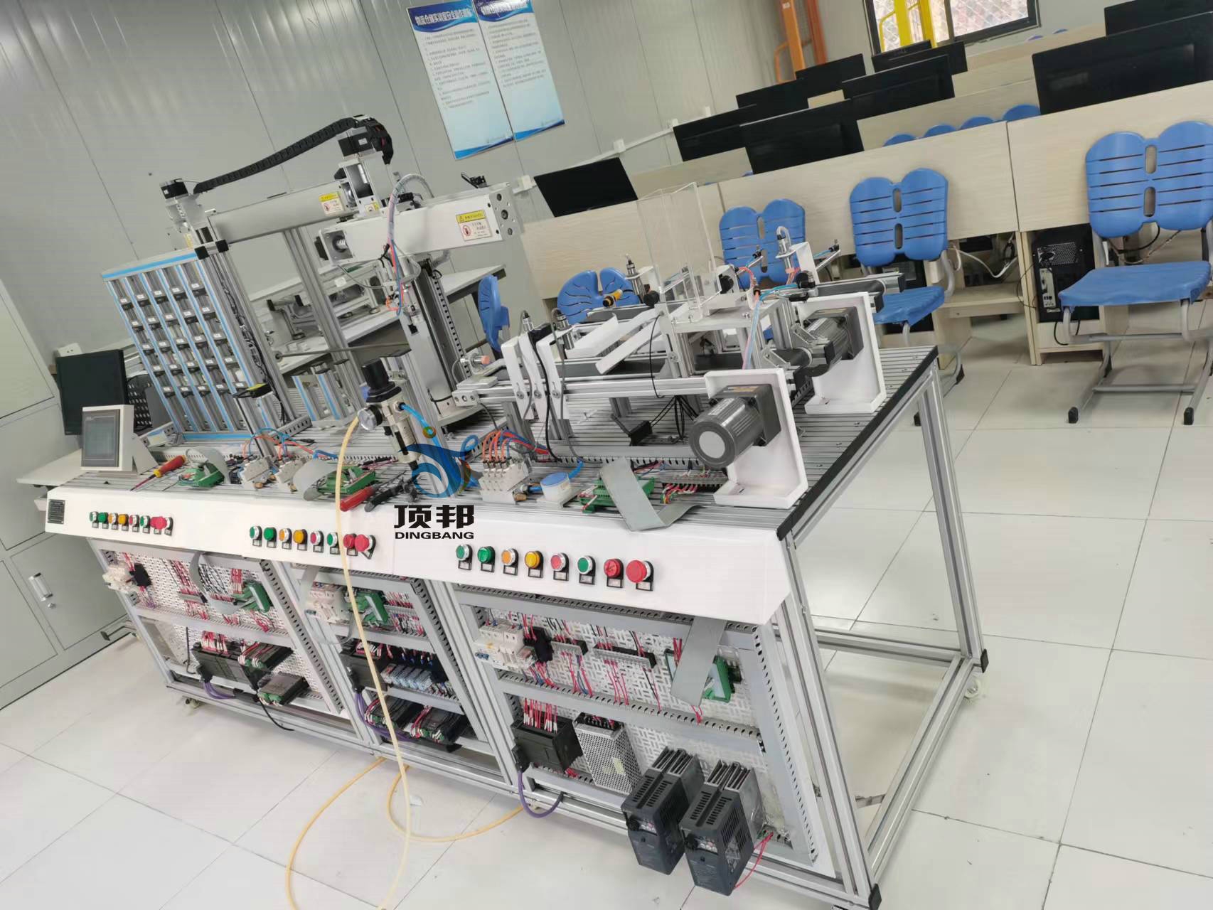 �F(xi��n)�������}���Ԅӻ����ϵ�y(t��ng)