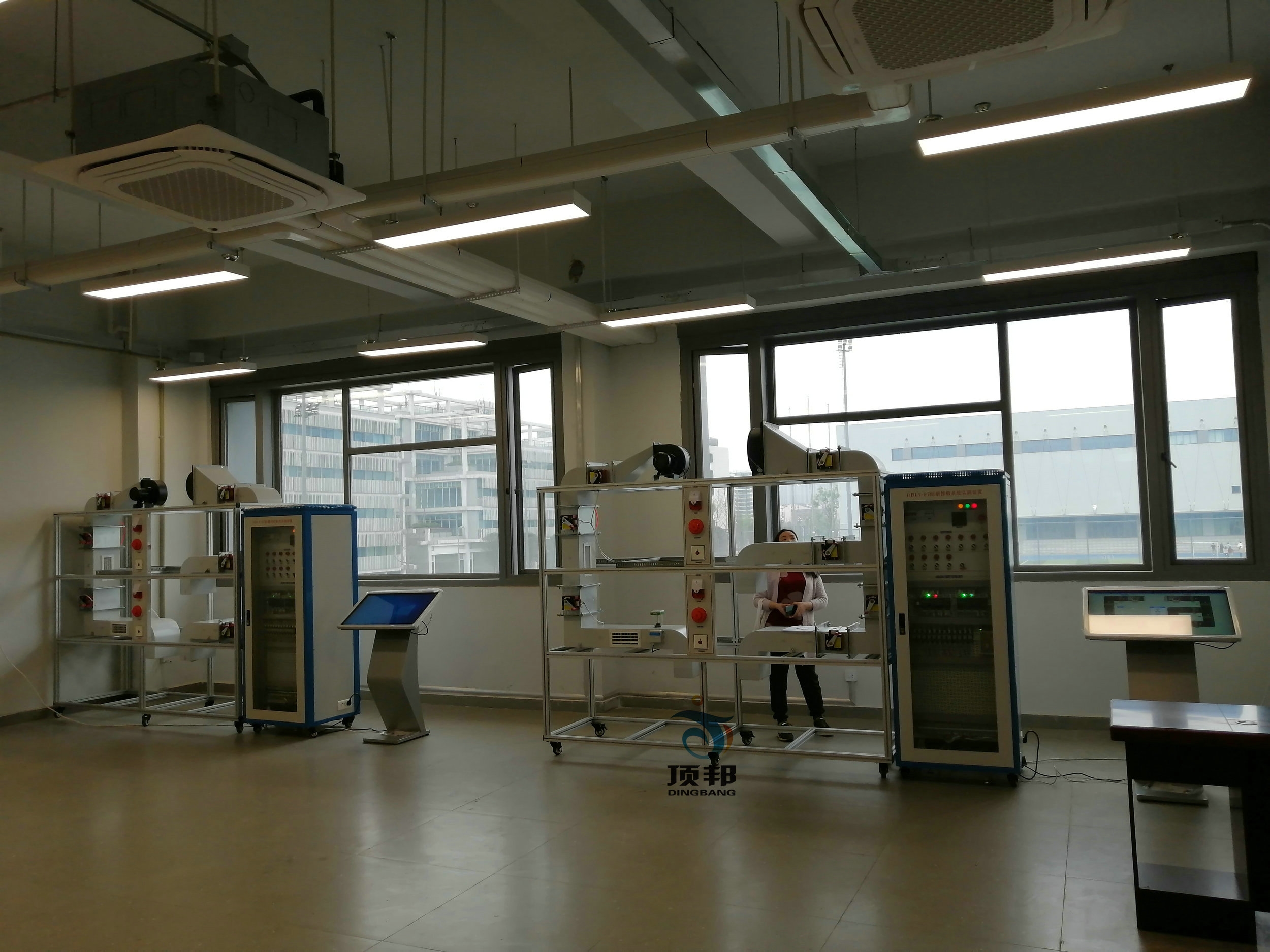 �����ş�ϵ�y(t��ng)��Ӗ�b��