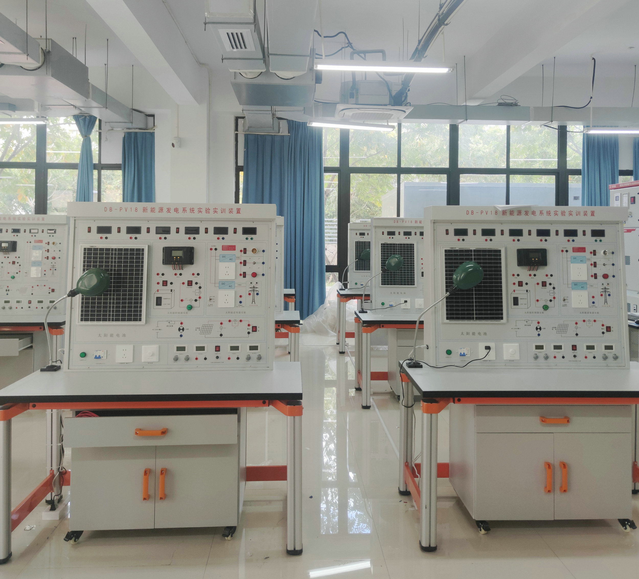 太陽能光伏發(fā)電系統(tǒng)實驗實訓(xùn)裝置