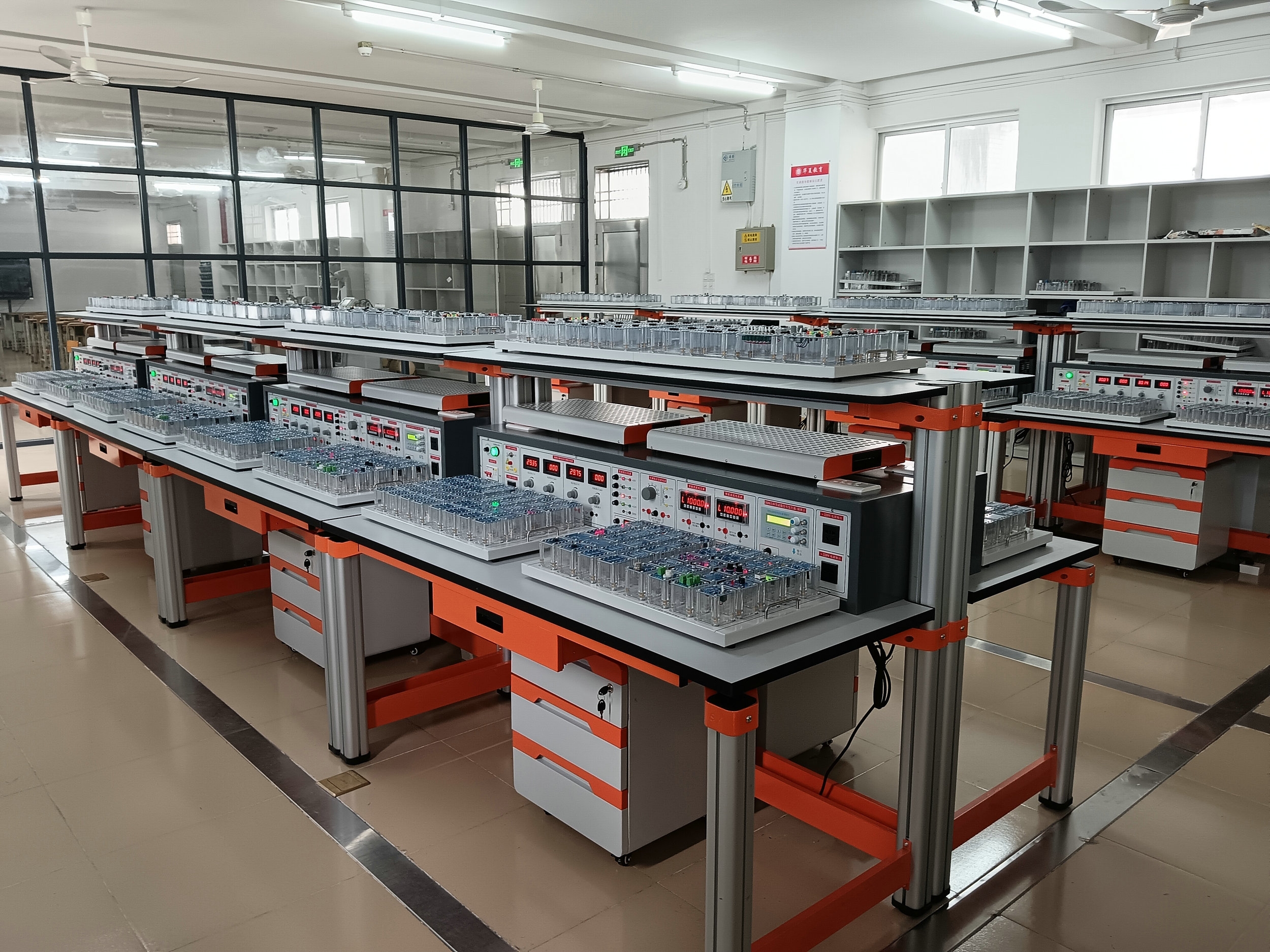 ��Ӽ��g(sh��)�C�ϑ�(y��ng)�Ä�(chu��ng)��(sh��)Ӗ(x��n)�����b��