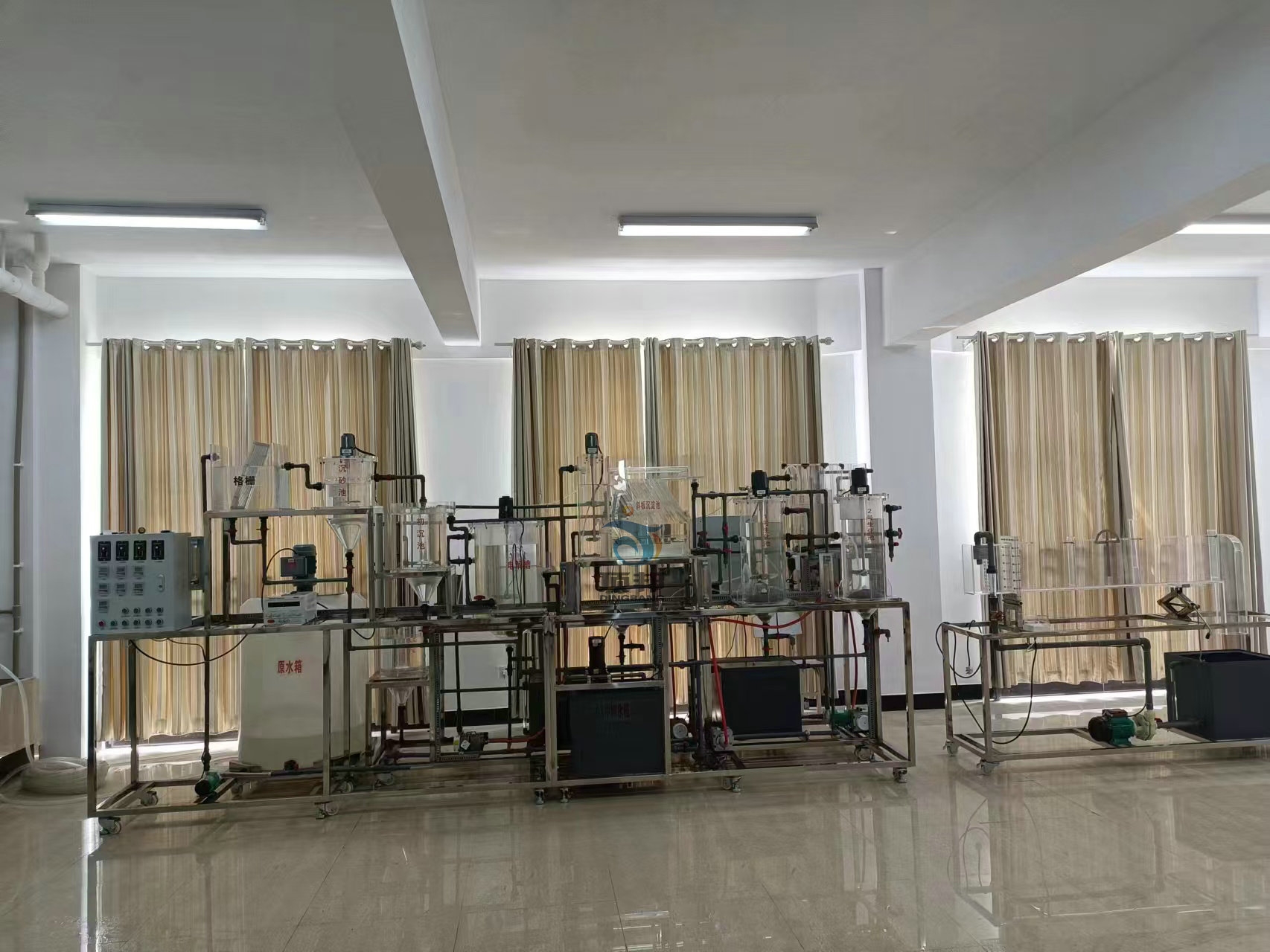 多功能污水處理實(shí)驗(yàn)裝置