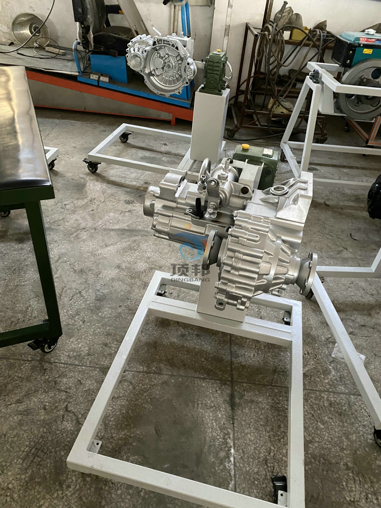 �Ƅ������b��