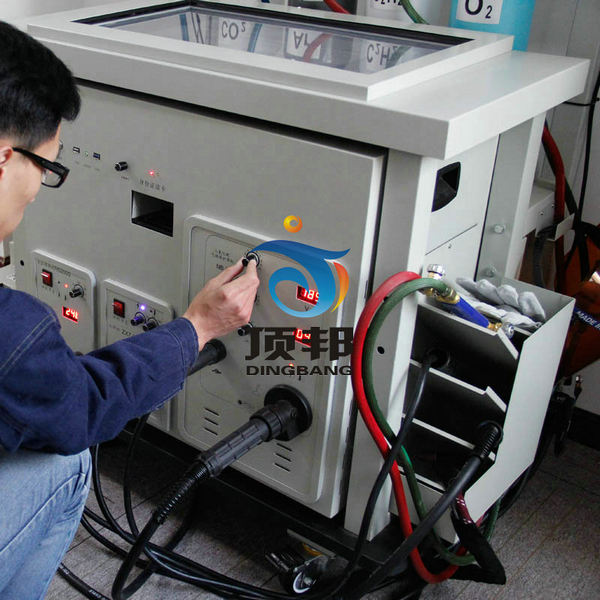 �ۻ����c���и����I(y��)��Ӗ�O(sh��)��