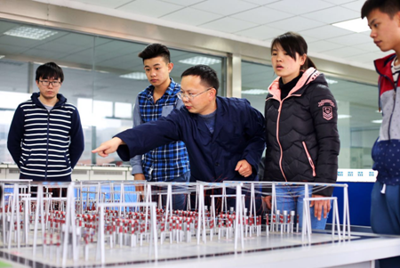 ���ϵ�y(t��ng)ģ��