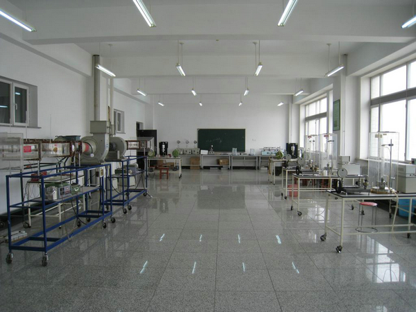 �Ṥ�����