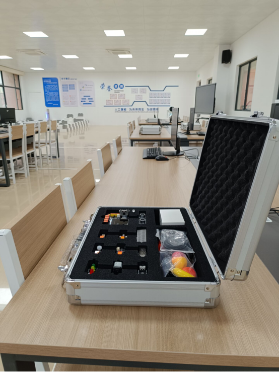 600578b77774405ab64097702a1ba7a5.png 人工智能實(shí)訓(xùn)室