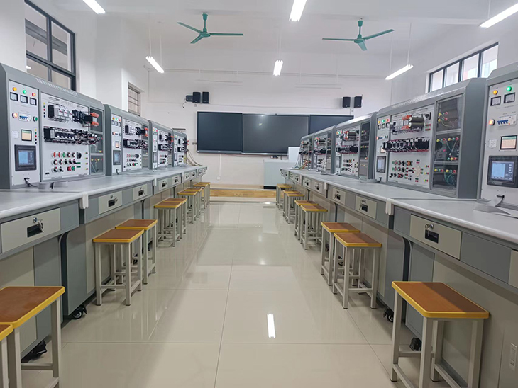 �C��늚���Ͽ��ˌ�Ӗ�b��